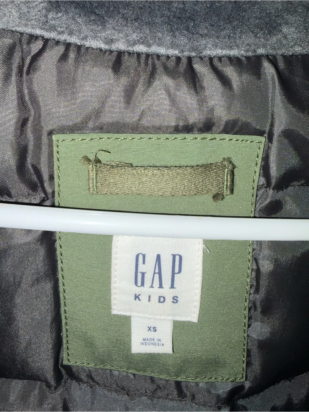 GAP Olive Green Kids Puffer Parka with Faux Fur Hood XS
